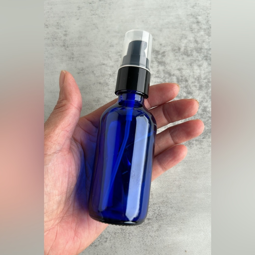 Lot 12 lotion pump blue glass bottle 60 ml new